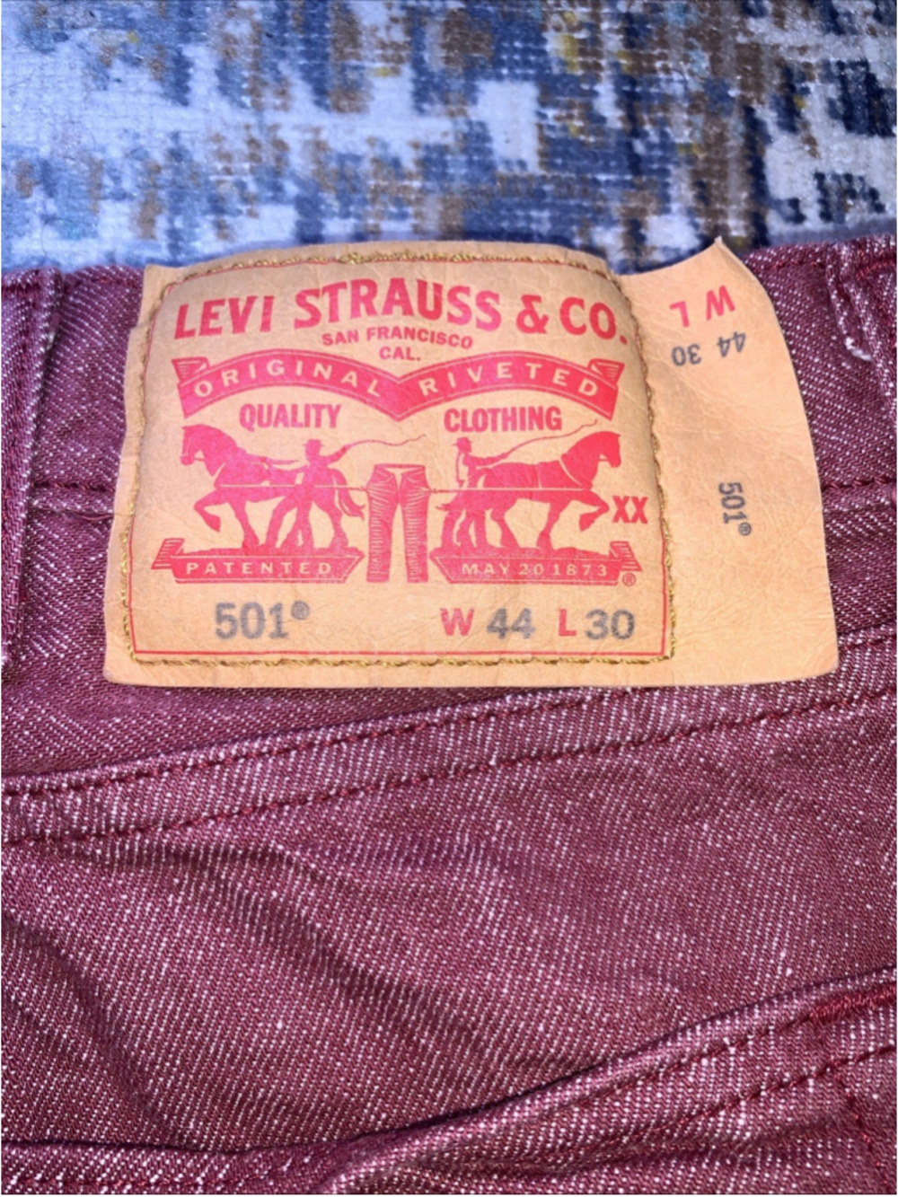 Levi’s 501 44x30 Mens Button Fly Burgundy Red White Oak Cone Denim XX Jeans - Picture 3 of 16